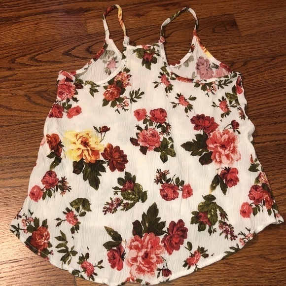 Floral Crop Top - Picture 7 of 8